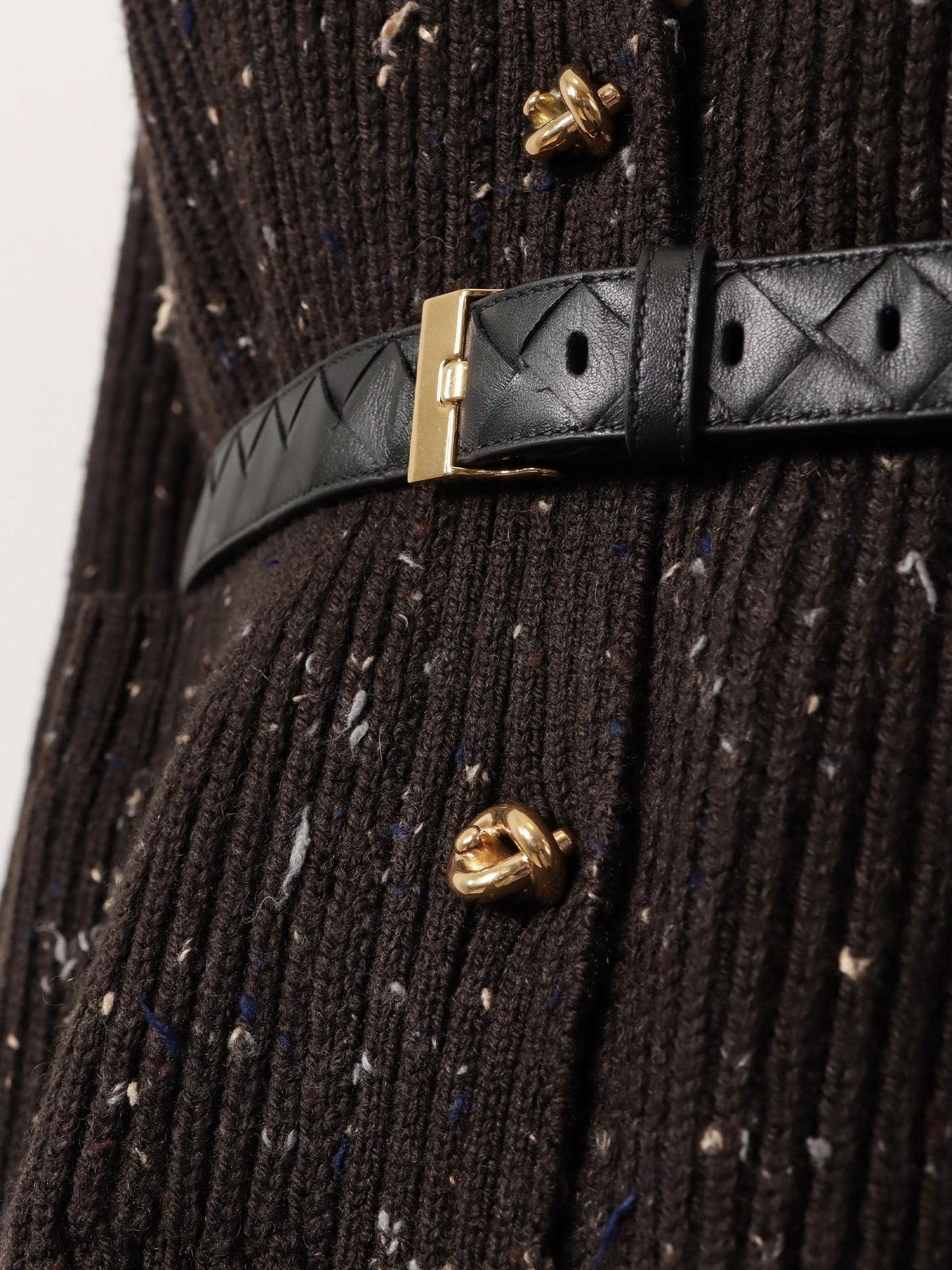 bottega-veneta-leather-belt-with-intrecciato-motif