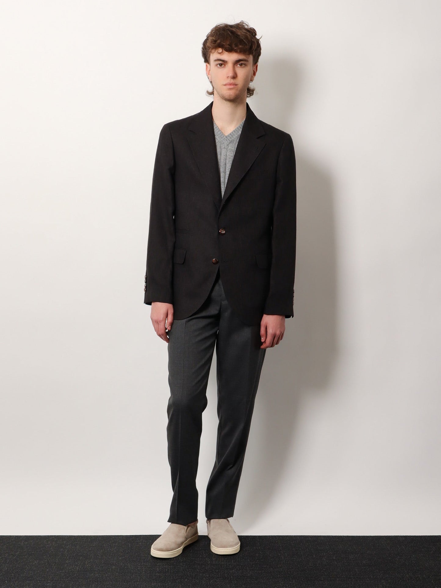 brunello-cucinelli-delave-linen-blazer