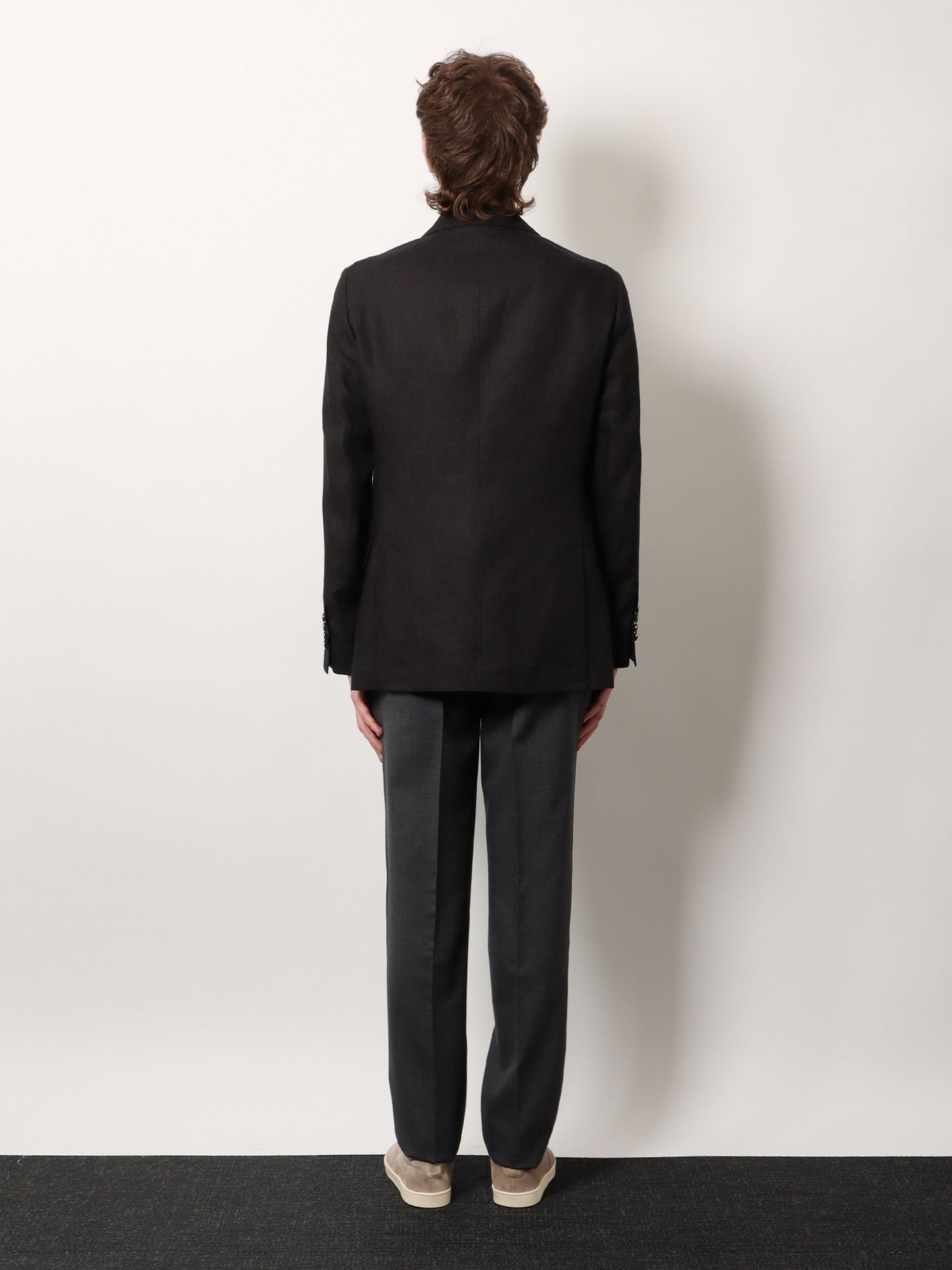 brunello-cucinelli-delave-linen-blazer