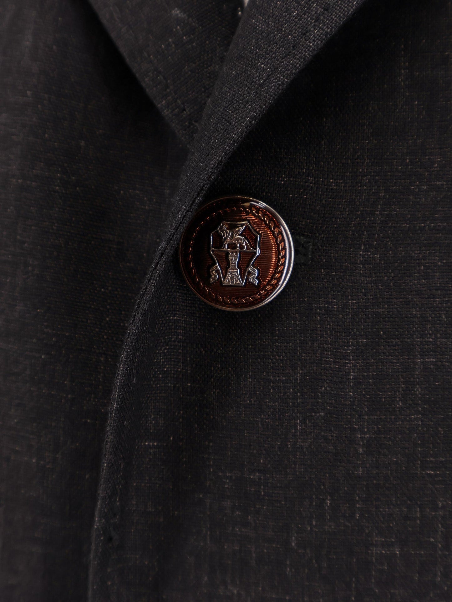 brunello-cucinelli-delave-linen-blazer