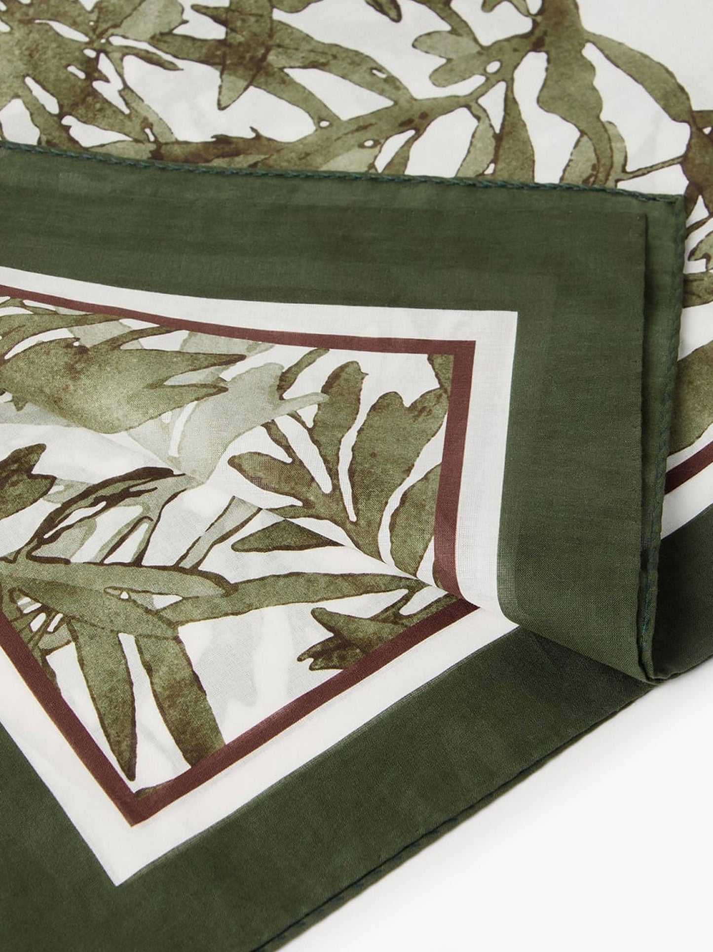 brunello-cucinelli-cotton-foulard-with-herbarium-print