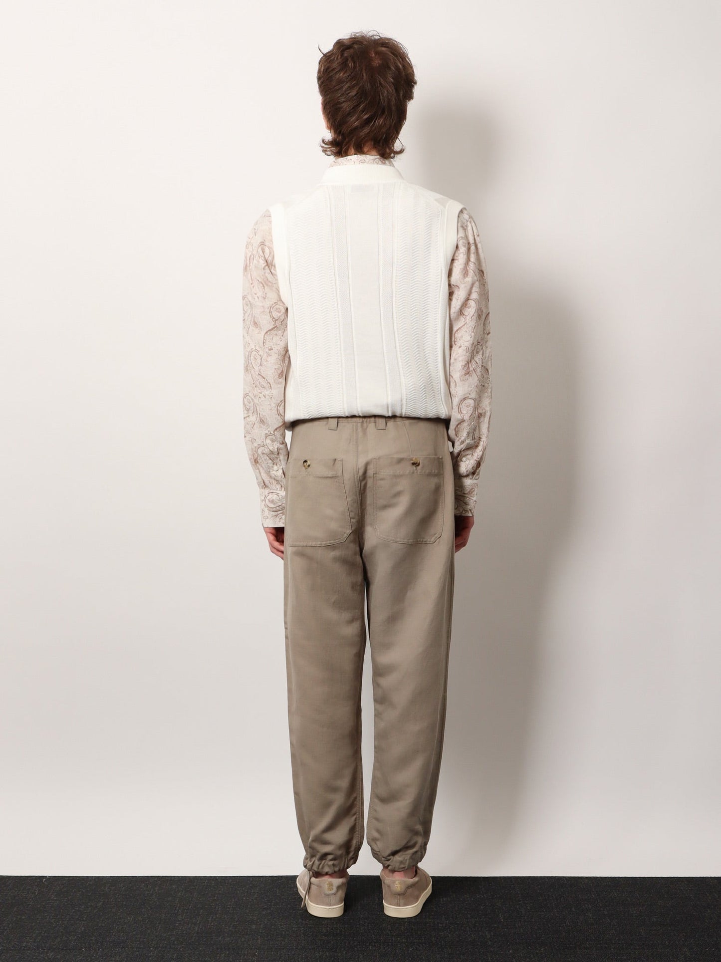 brunello-cucinelli-linen-and-cotton-relaxed-fit-trousers