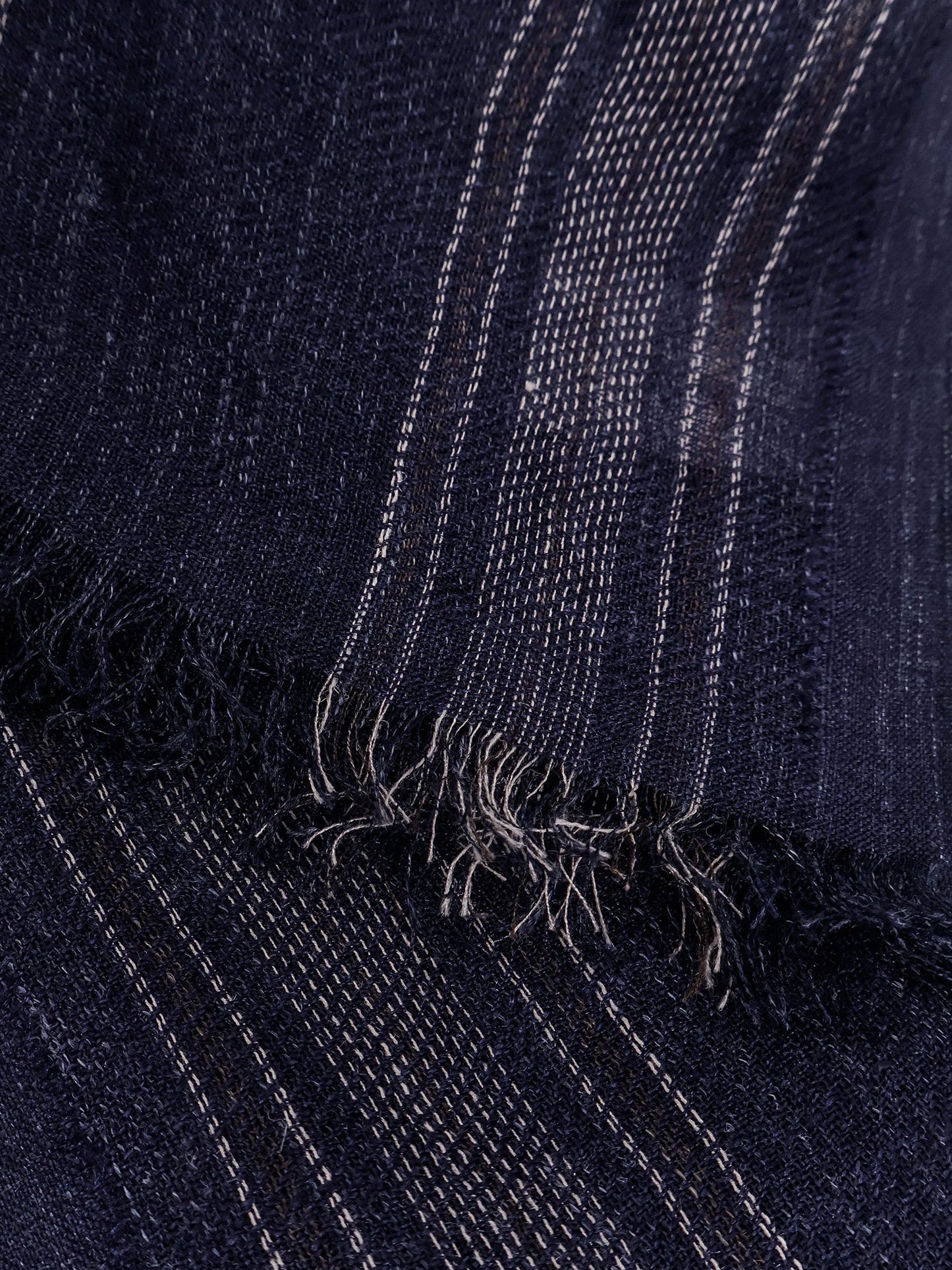 brunello-cucinelli-silk-and-linen-scarf