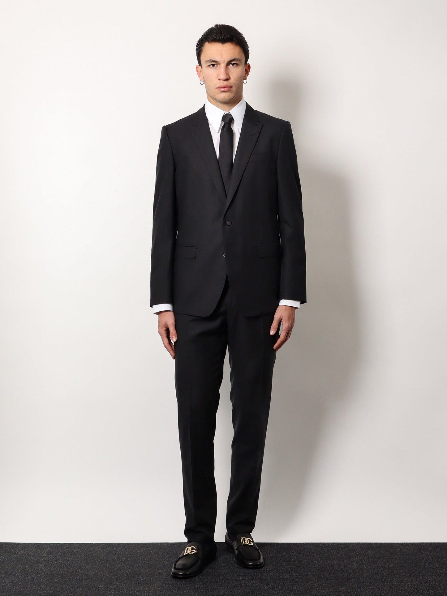 dolce-&-gabbana-martini-wool-and-silk-suit