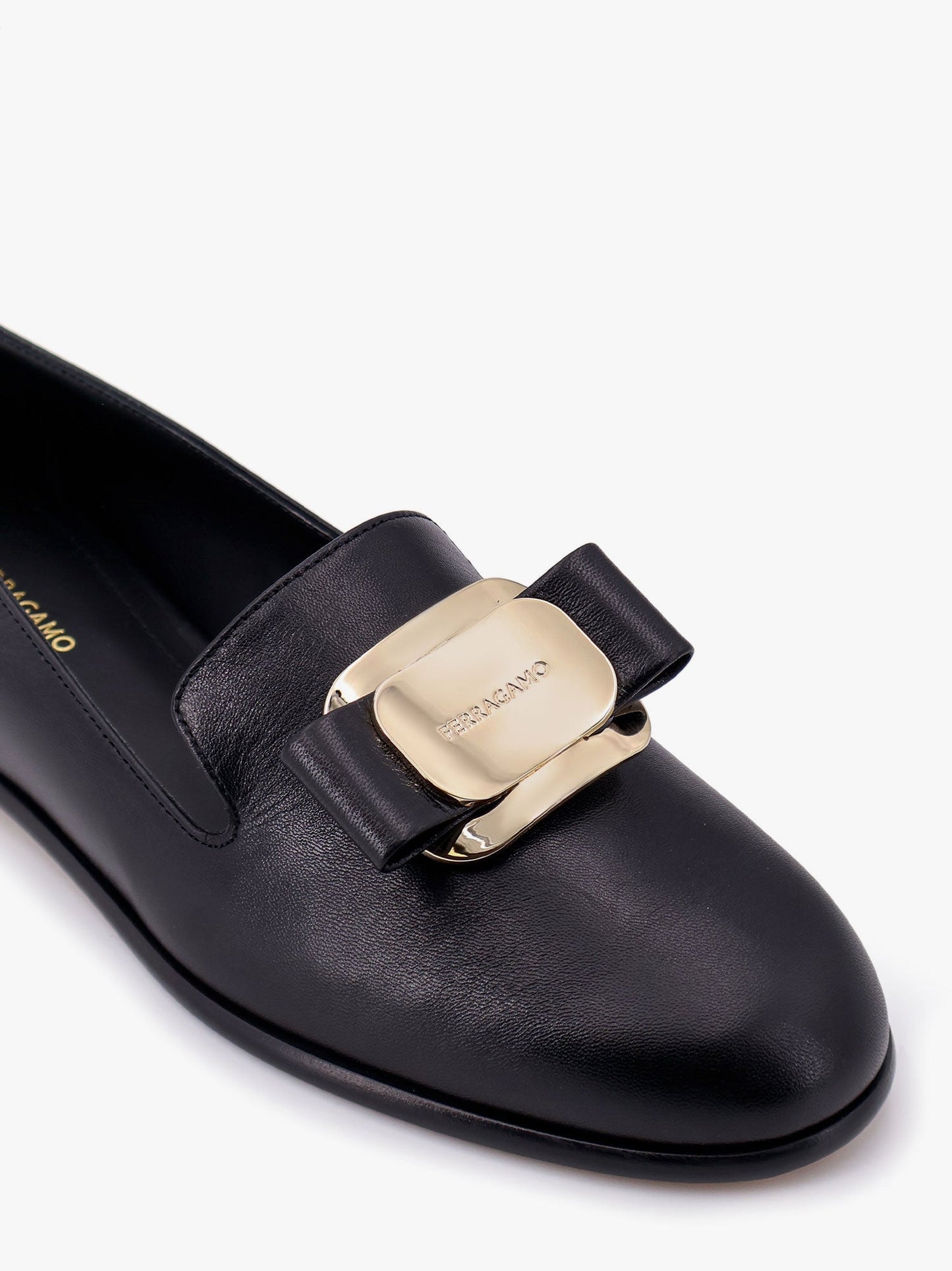 ferragamo-zarina-leather-loafer
