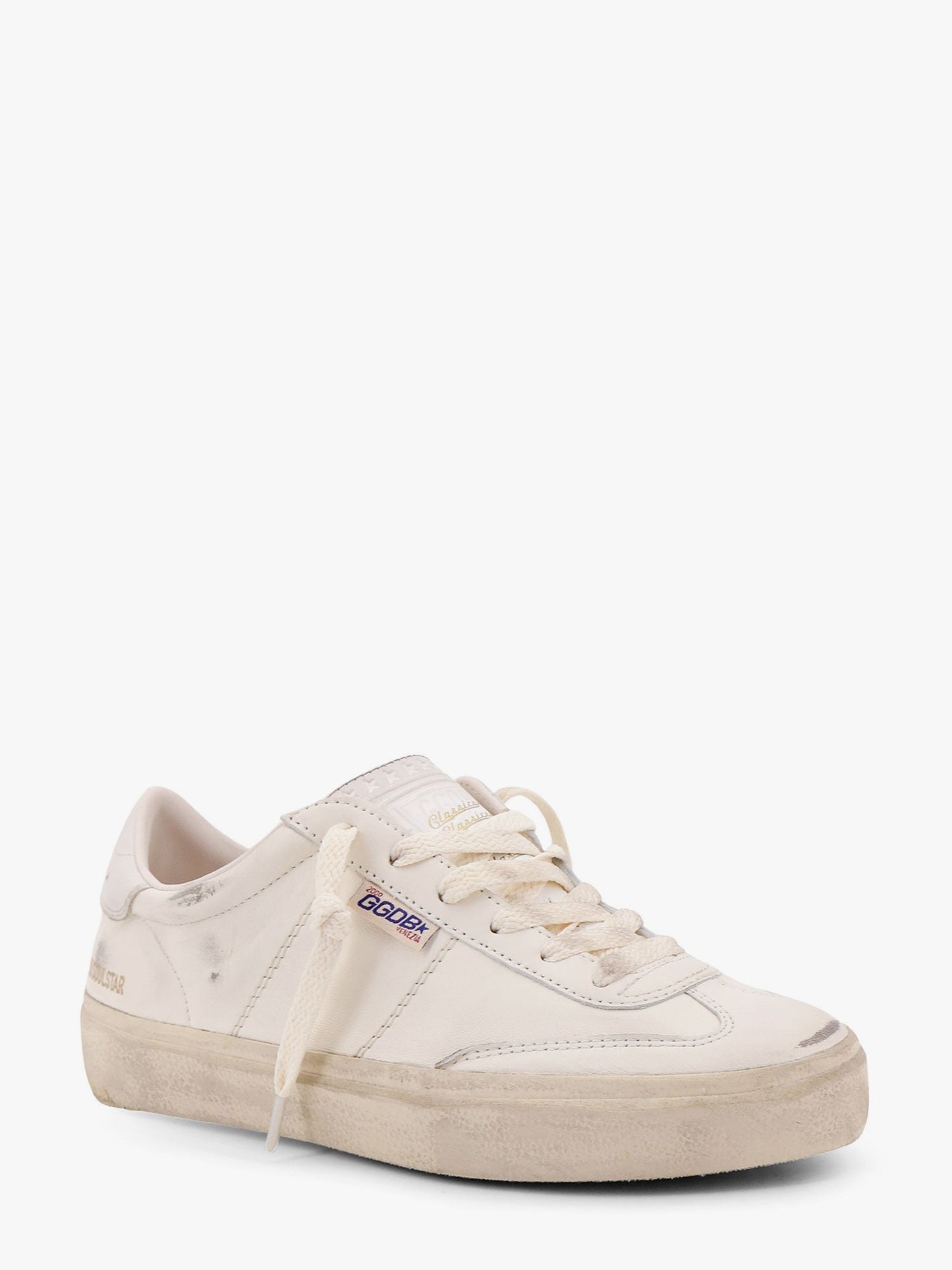 golden-goose-deluxe-brand-soul-star-low-top-leather-sneakers-with-used-effect