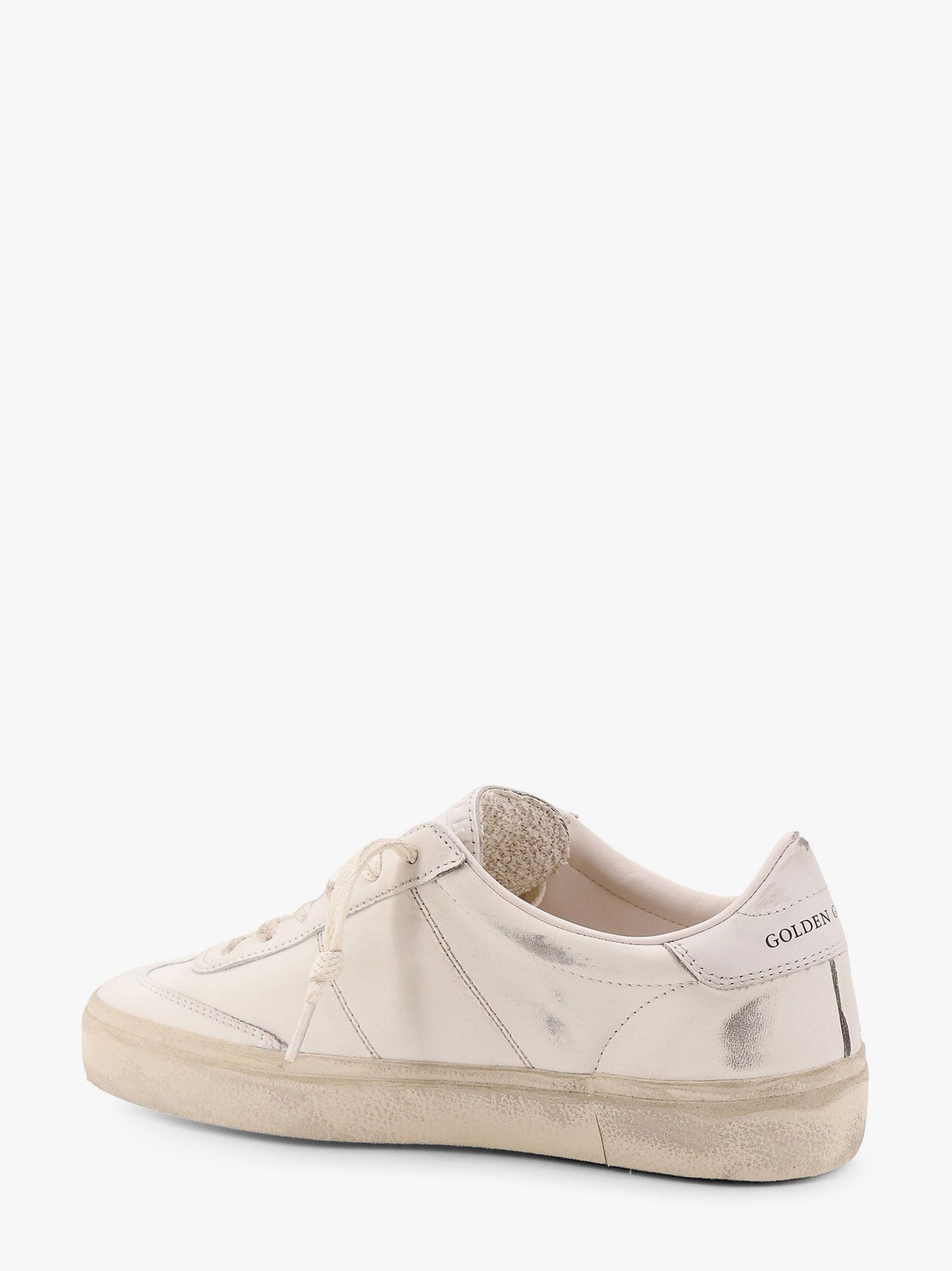 golden-goose-deluxe-brand-soul-star-low-top-leather-sneakers-with-used-effect