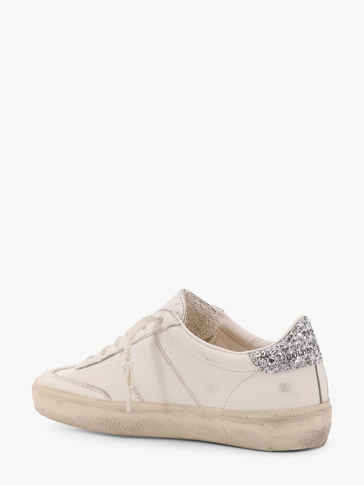 golden-goose-deluxe-brand-soul-star-low-top-leather-sneakers-with-used-effect