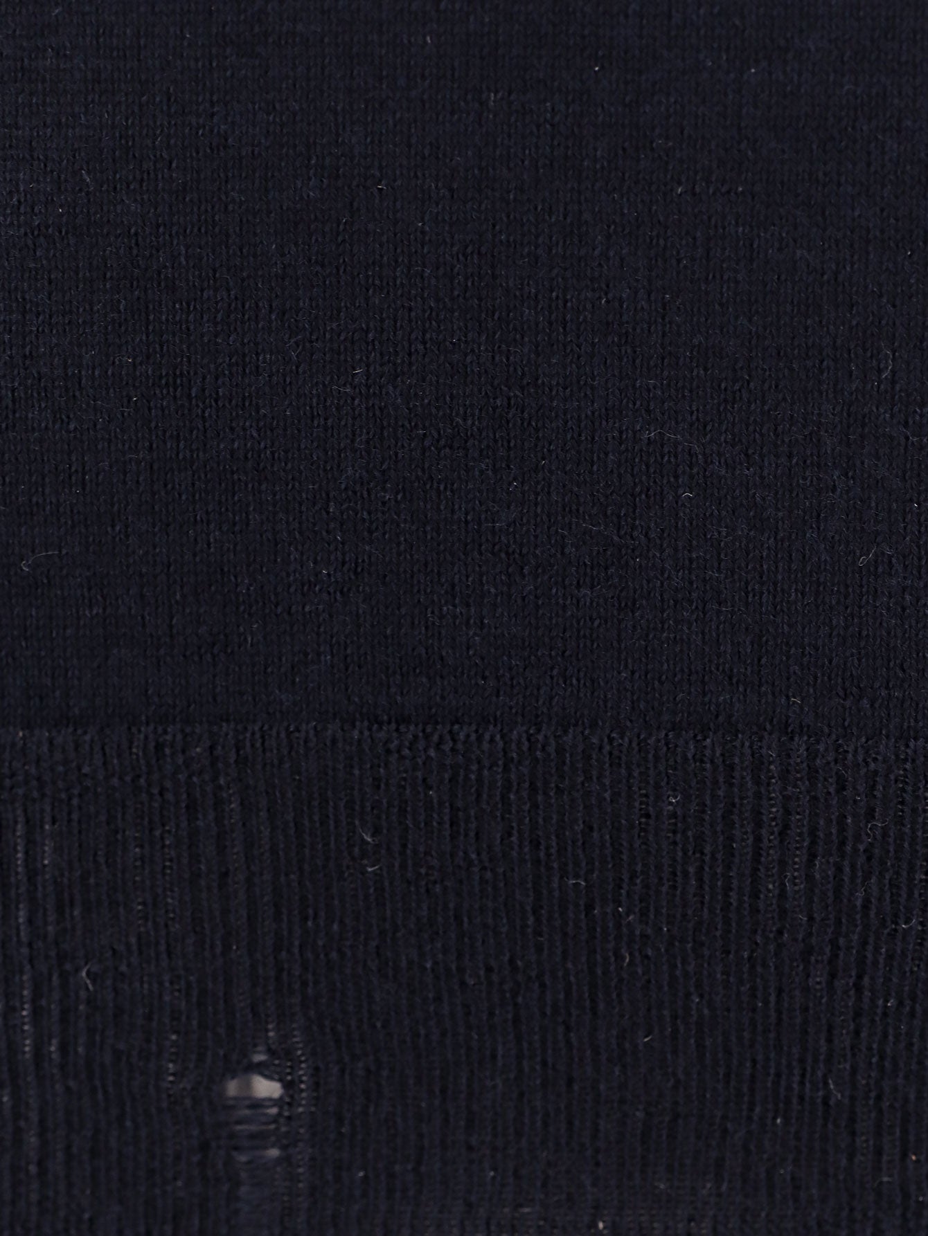 golden-goose-deluxe-brand-used-effect-wool-sweater