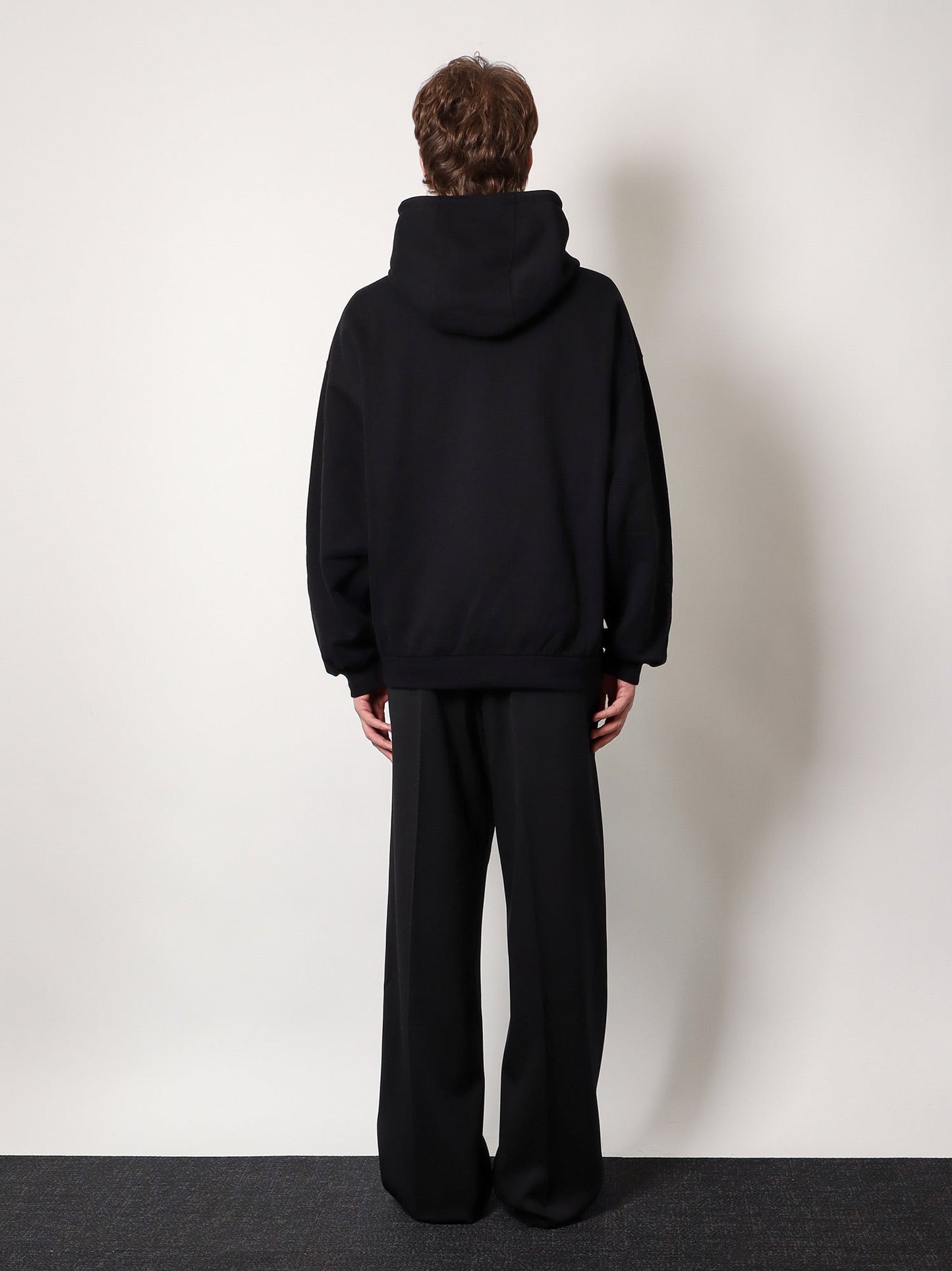 gucci-cotton-sweatshirt-with-frontal-logo