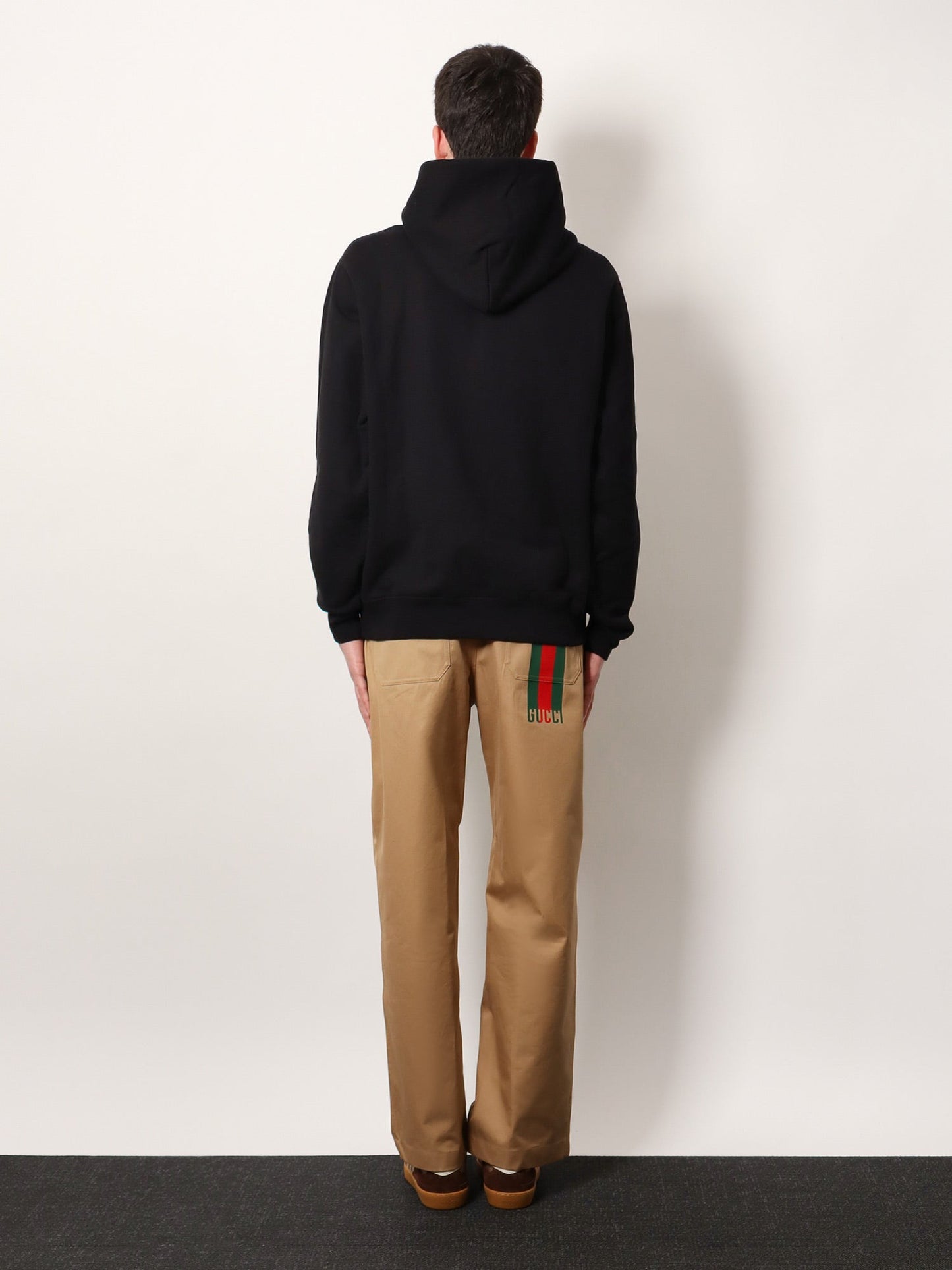 gucci-cotton-sweatshirt-with-frontal-logo