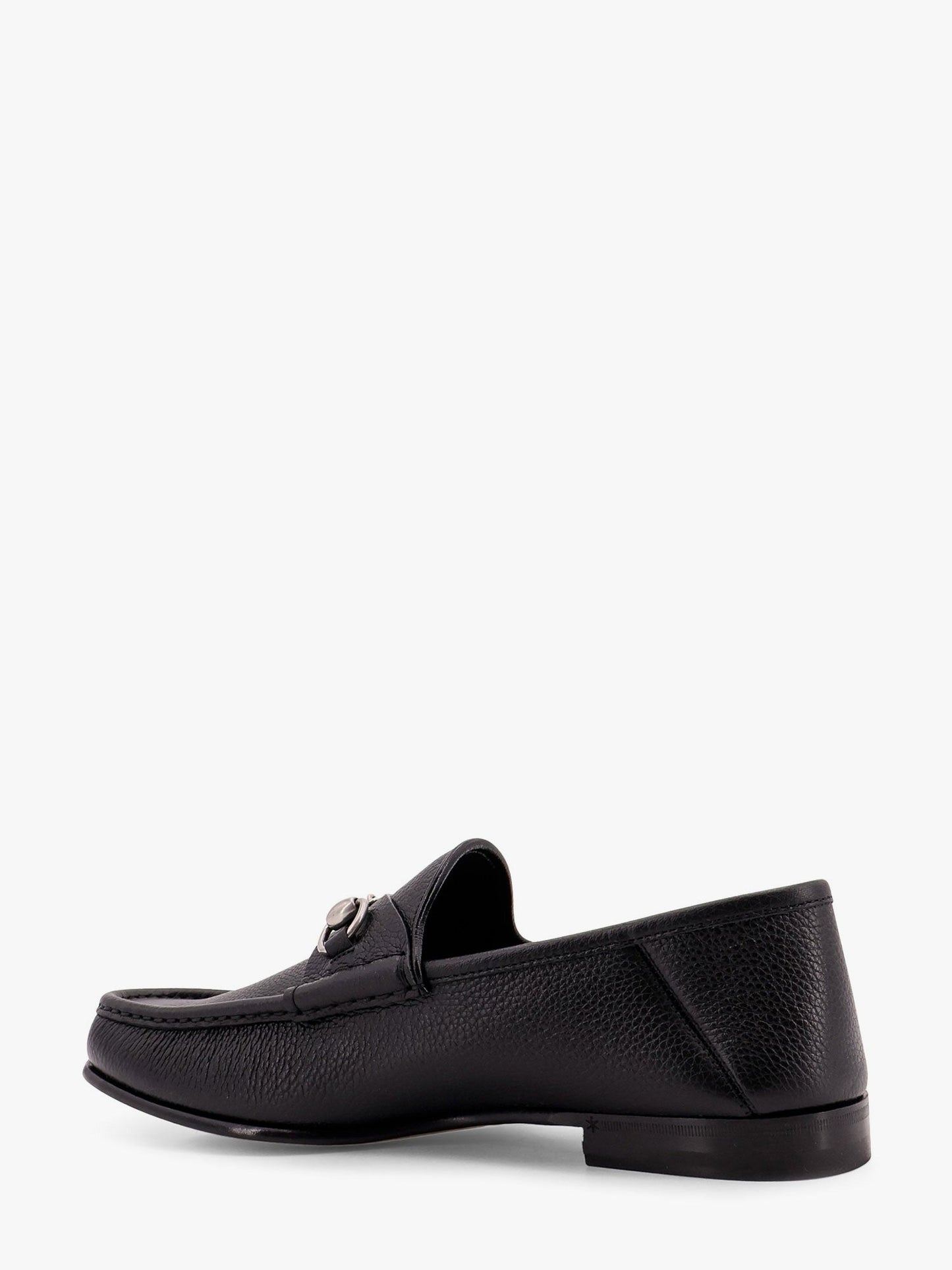 gucci-leather-loafer-with-iconic-horsebit