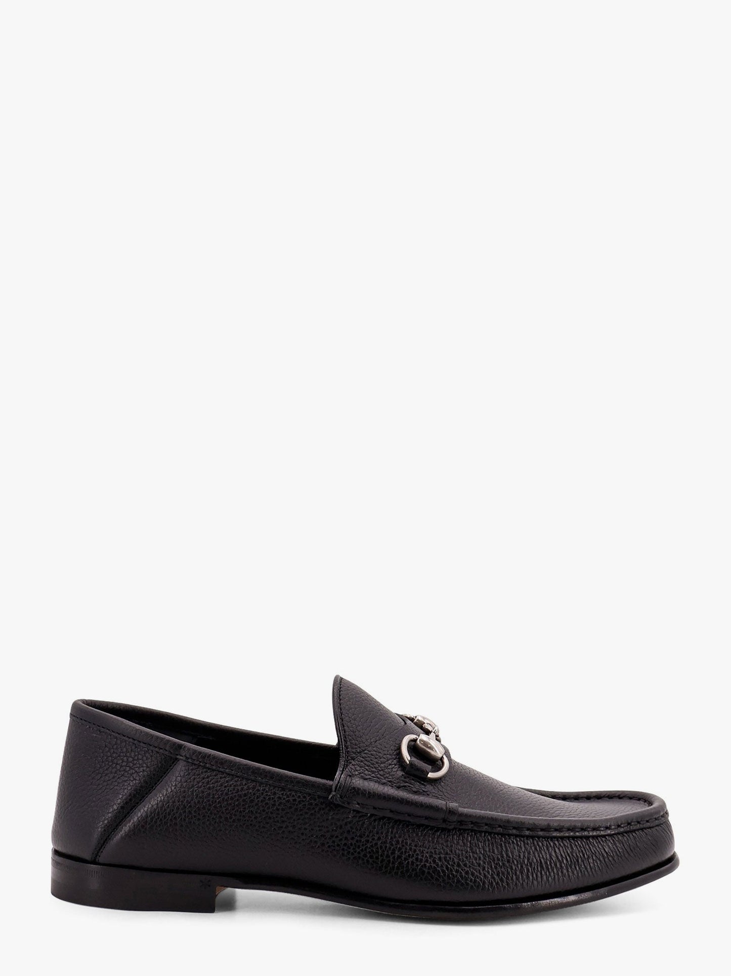 gucci-leather-loafer-with-iconic-horsebit