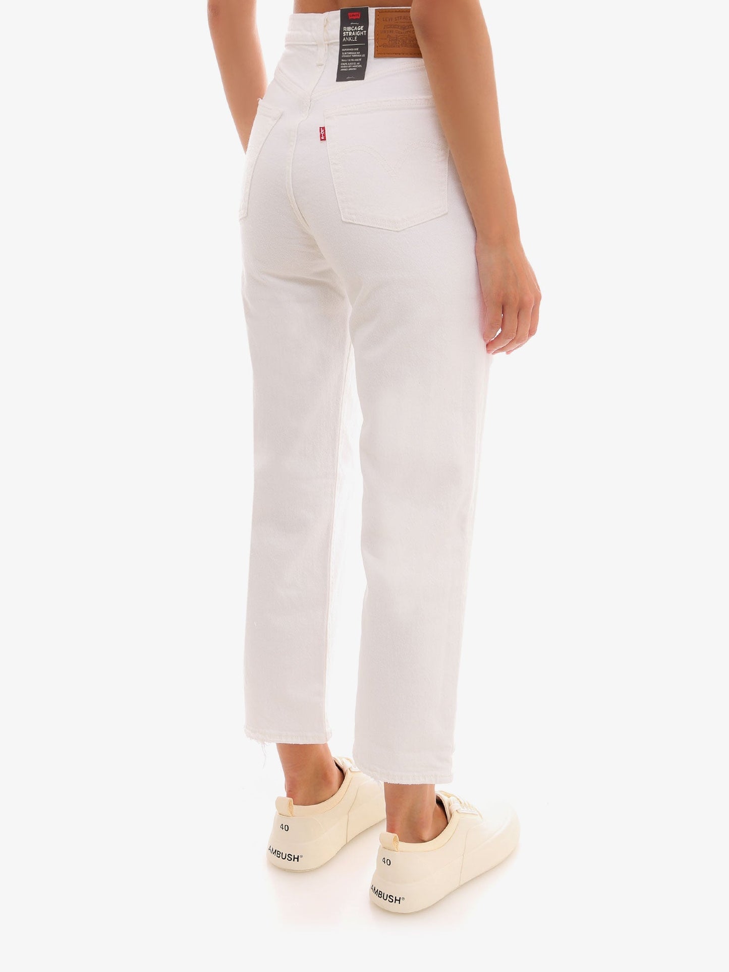 levi's-ribcage-straight-ankle-jeans