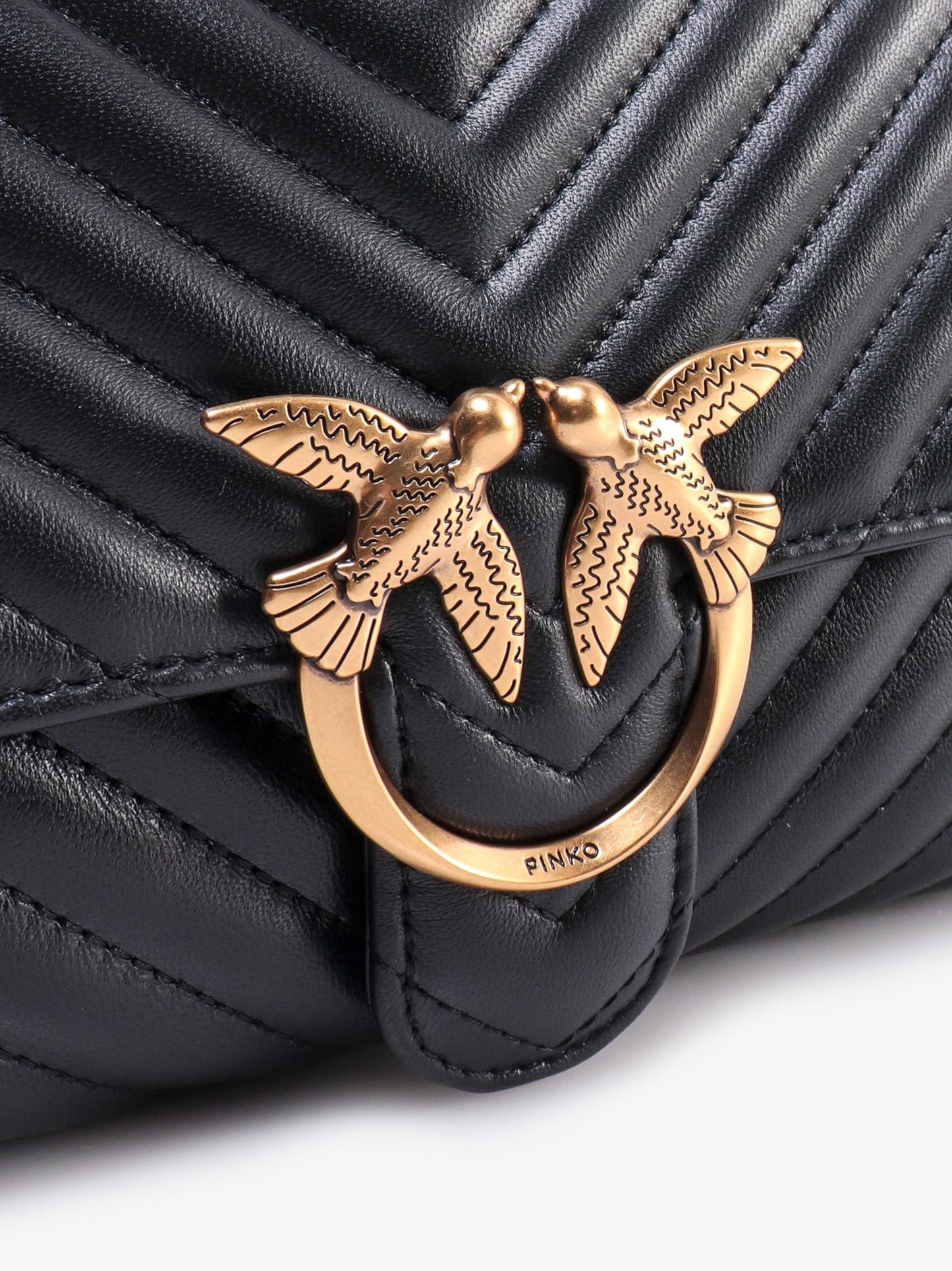 pinko-love-lady-matelassã©-leather-handbag-with-love-birds-buckle