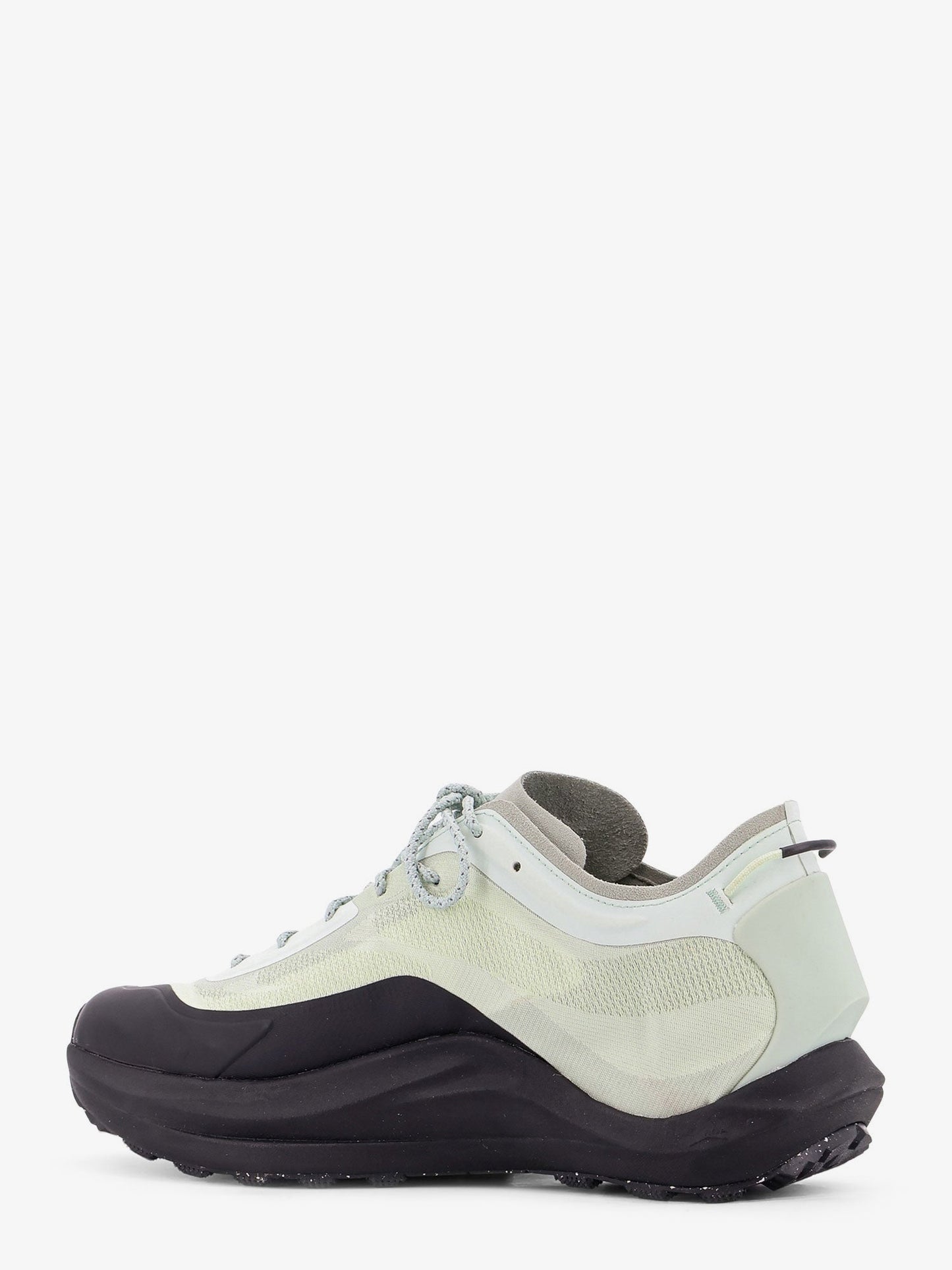 roa-sella-low-top-nylon-sneakers