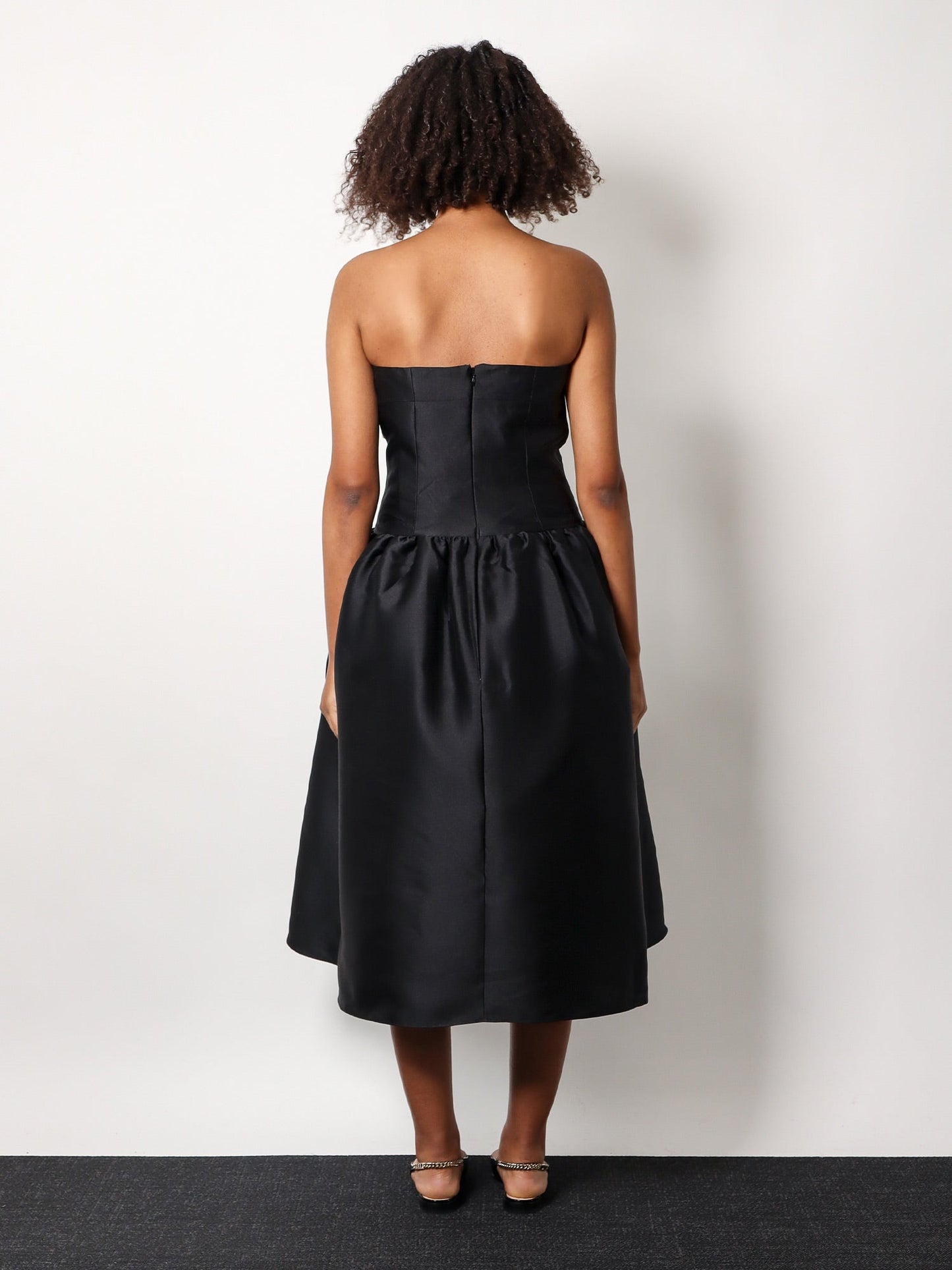 self-portrait-taffeta'-décolleté-dress-with-maxi-bow