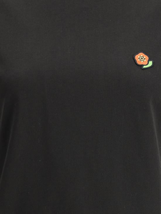 Short -sleeved t -shirt