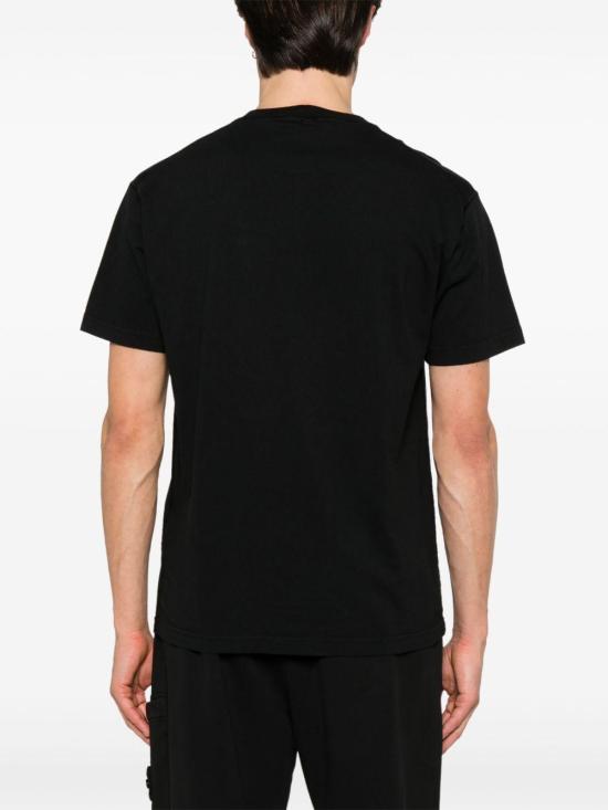 Short -sleeved t -shirt