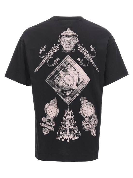 Short -sleeved t -shirt