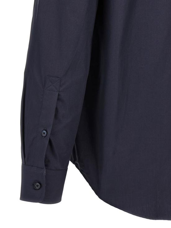 Long -sleeved shirt