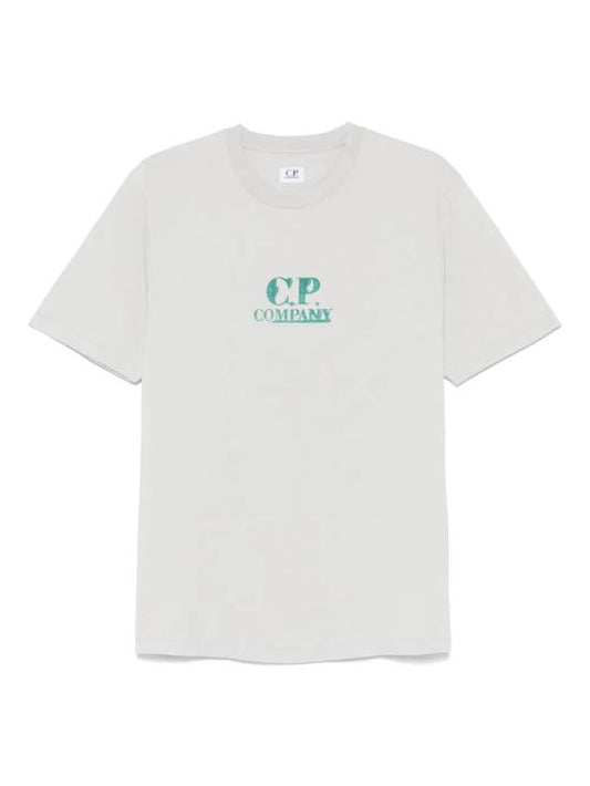 Short -sleeved t -shirt