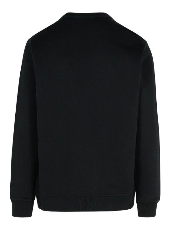 Long -sleeved t -shirt