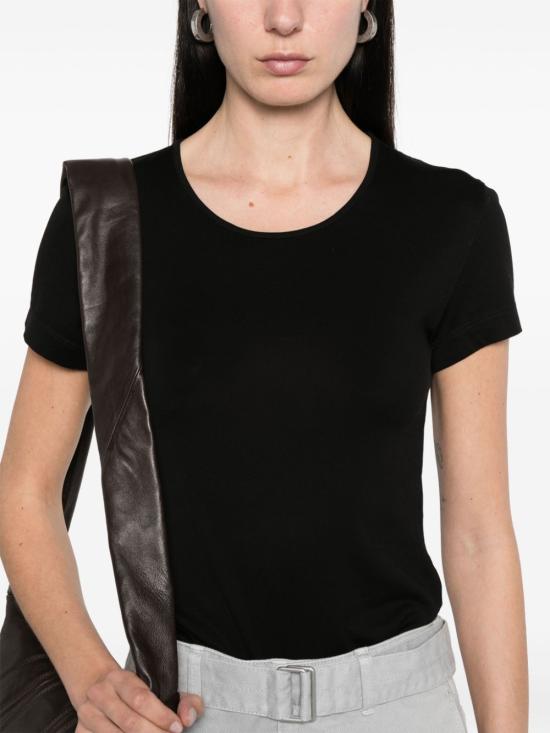 Short -sleeved t -shirt