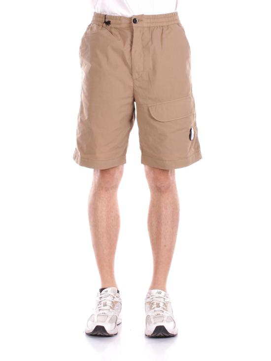 Short pants