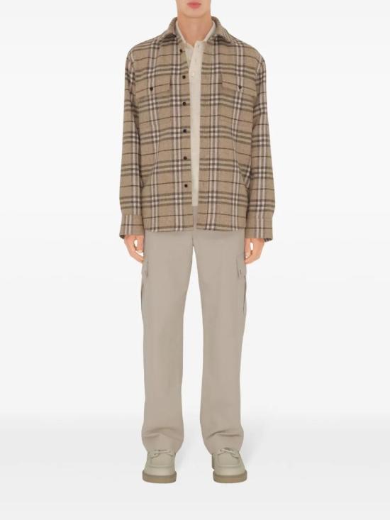 Long -sleeved shirt