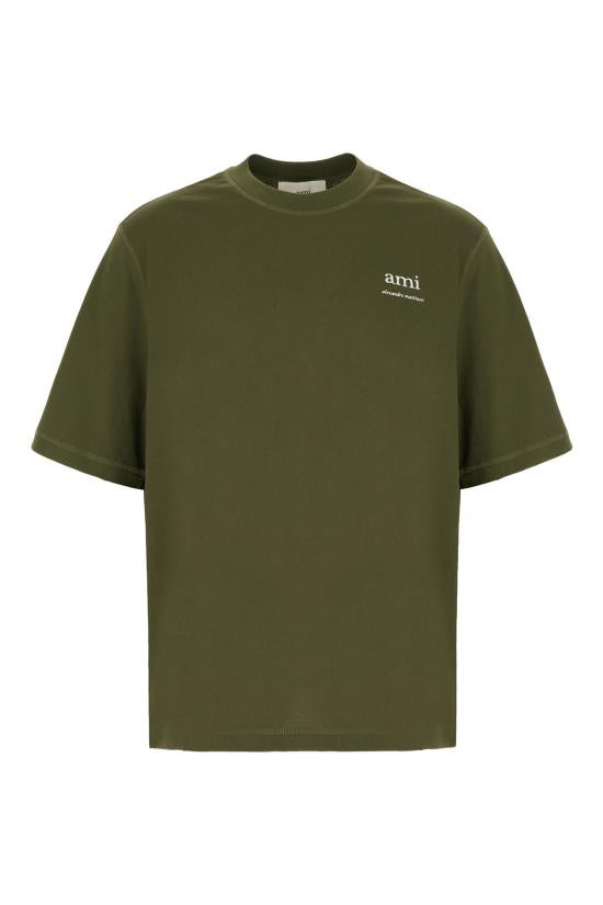 Short-sleeved t-shirt