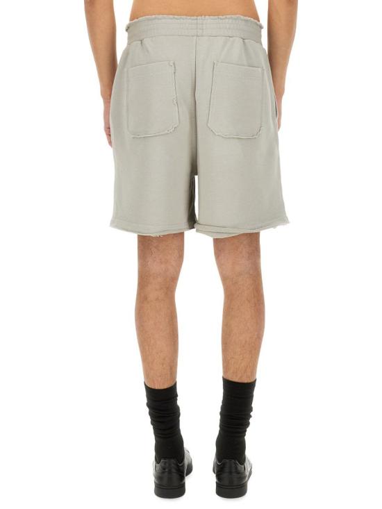 Short pants