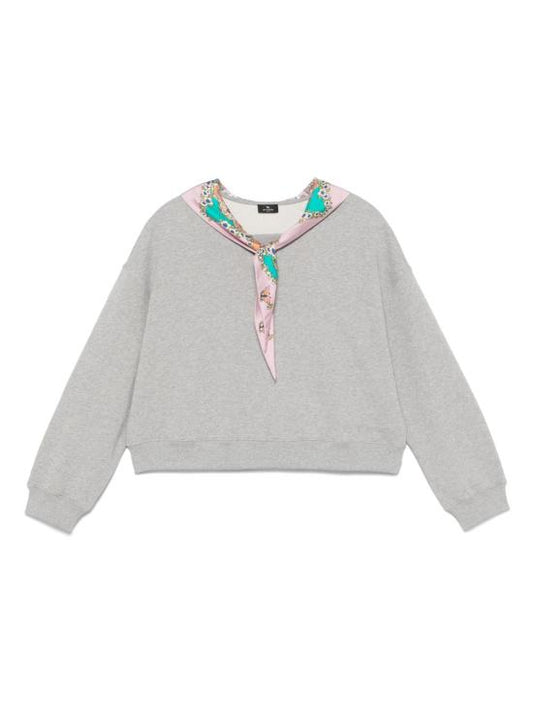 Long -sleeved t -shirt