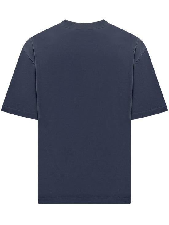 Short -sleeved t -shirt