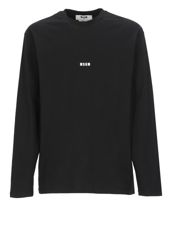 Long -sleeved t -shirt