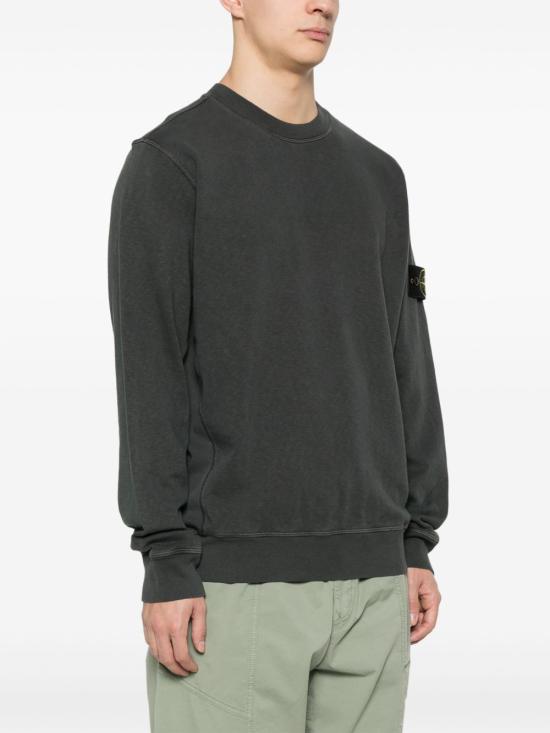 Long -sleeved t -shirt