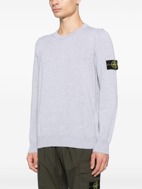 Long -sleeved t -shirt