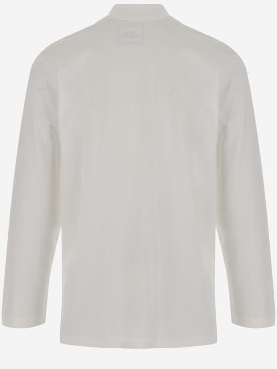 Long-sleeved t-shirt
