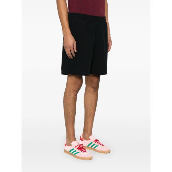 Short pants