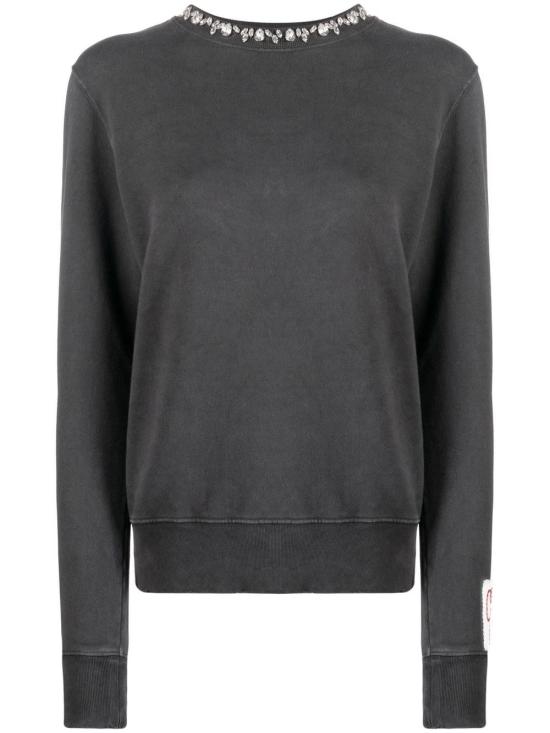 Long -sleeved t -shirt