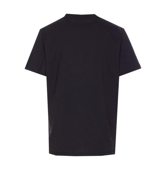 Short -sleeved t -shirt