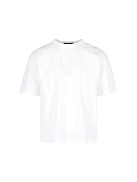 Short -sleeved t -shirt