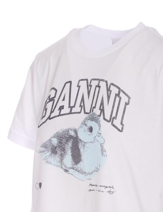 Short -sleeved t -shirt
