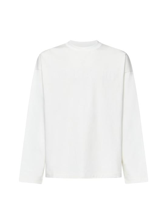 Long -sleeved t -shirt