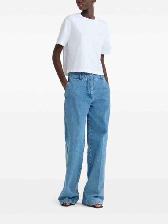 Short -sleeved t -shirt