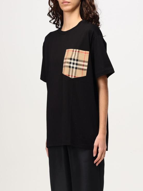 Short -sleeved t -shirt
