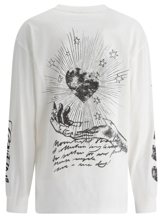 Long -sleeved t -shirt