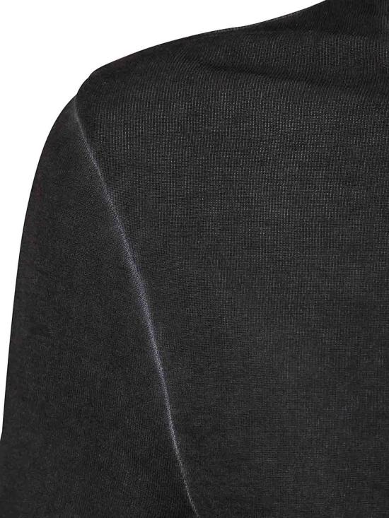 Short -sleeved t -shirt