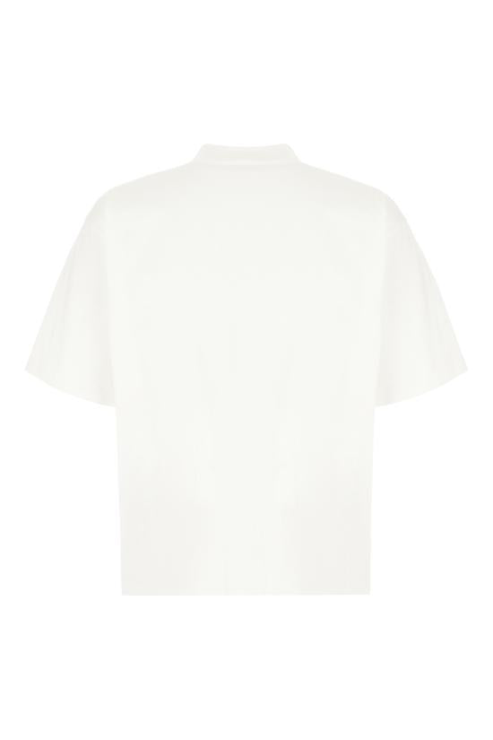 Short -sleeved t -shirt