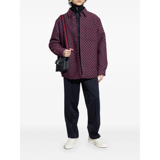 أحذية رياضية